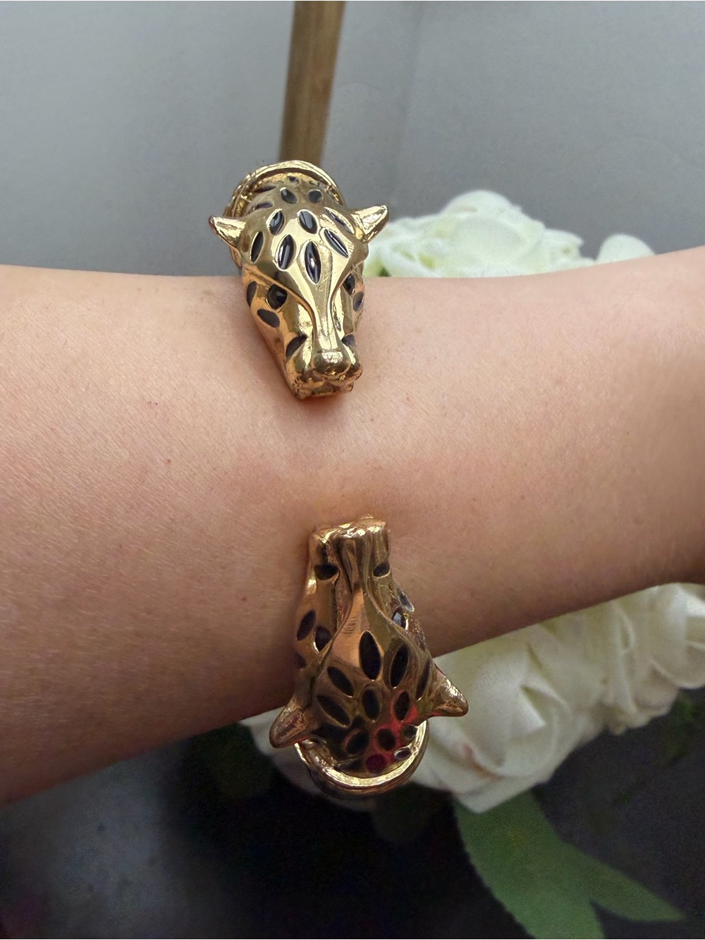 Gold and Black Panther Head Hinged Bracelet - Women Jewelry - Picture 6 of 6